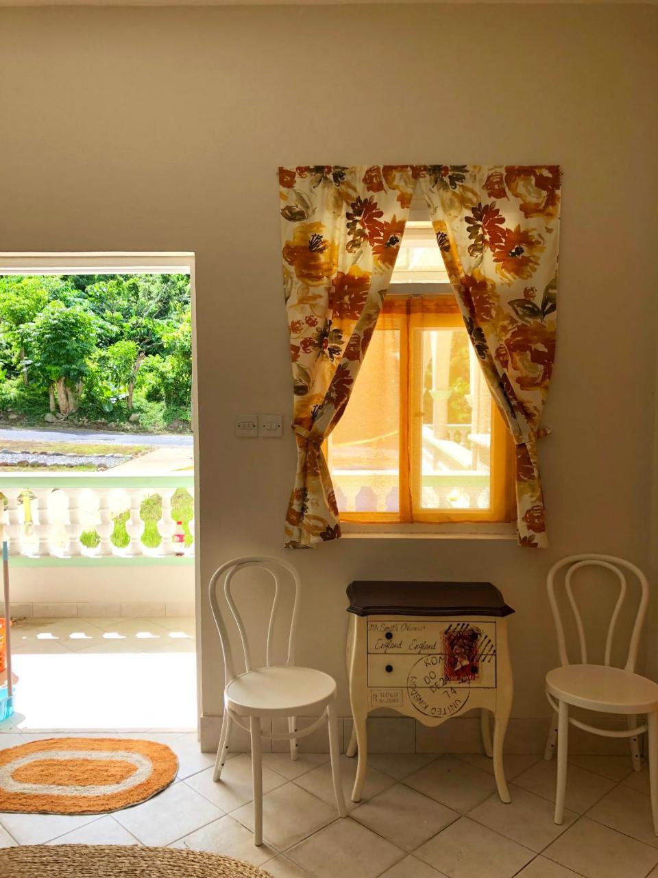 Soufriere Guesthouse Exteriör bild